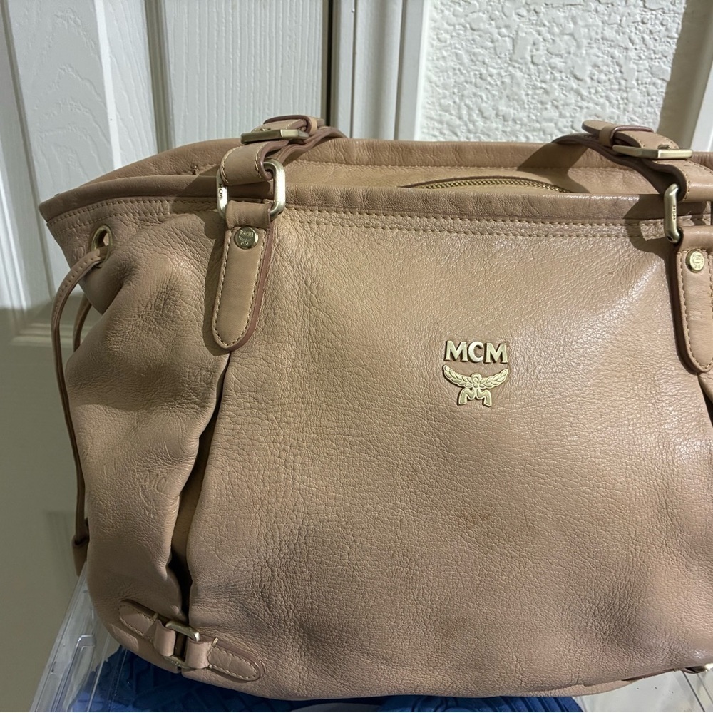 MCM Beige Leather Shoulder Bag - Picture 3 of 8